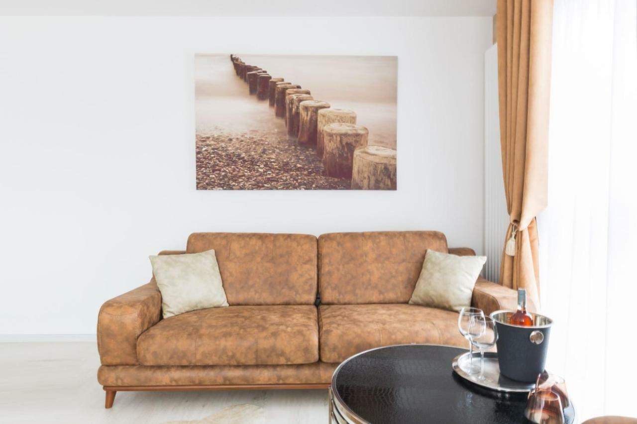 Apartment Alonisos Lux Braşov Exteriör bild