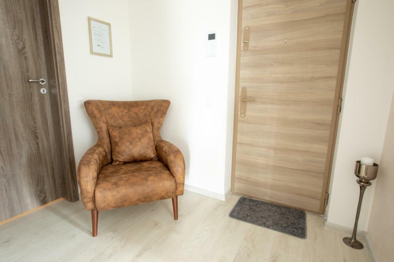 Apartment Alonisos Lux Braşov Exteriör bild